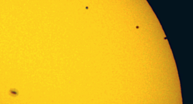 Merkurtransit vor der Sonne