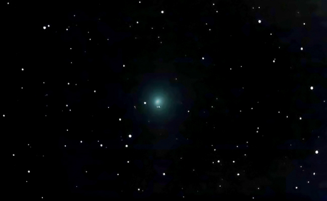 Komet C/2023 E1 (ATLAS) bleibt Fernrohrobjekt