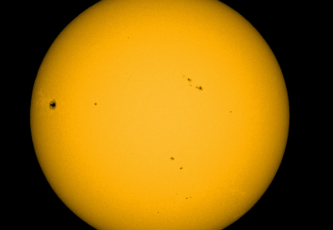 Riesenfleck AR3363 auf Sonne sichtbar